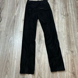 Good American snake print flare pants size 1 zip on the bottom